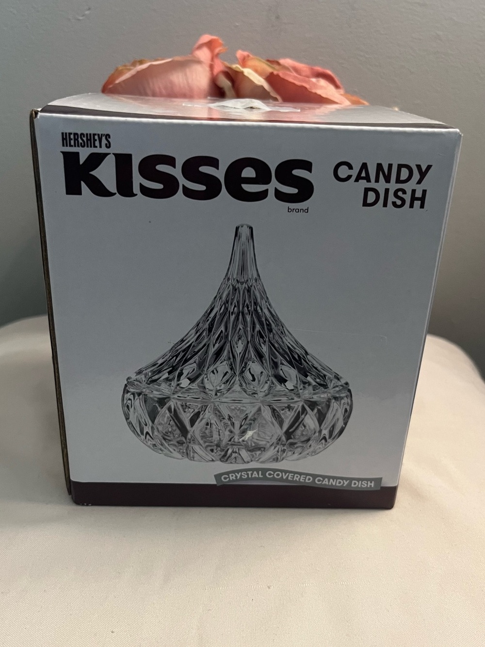 GODINGER NWT Hershey's Kisses Crystal Candy Dish. Color: Clear Sz: 5"LX5"W×5.3"H - Picture 2 of 3